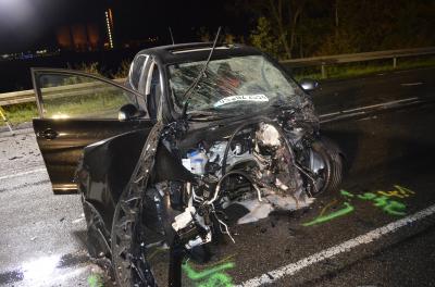 Geisingen: LKW kontra PKW auf der L185 bei Geisingen